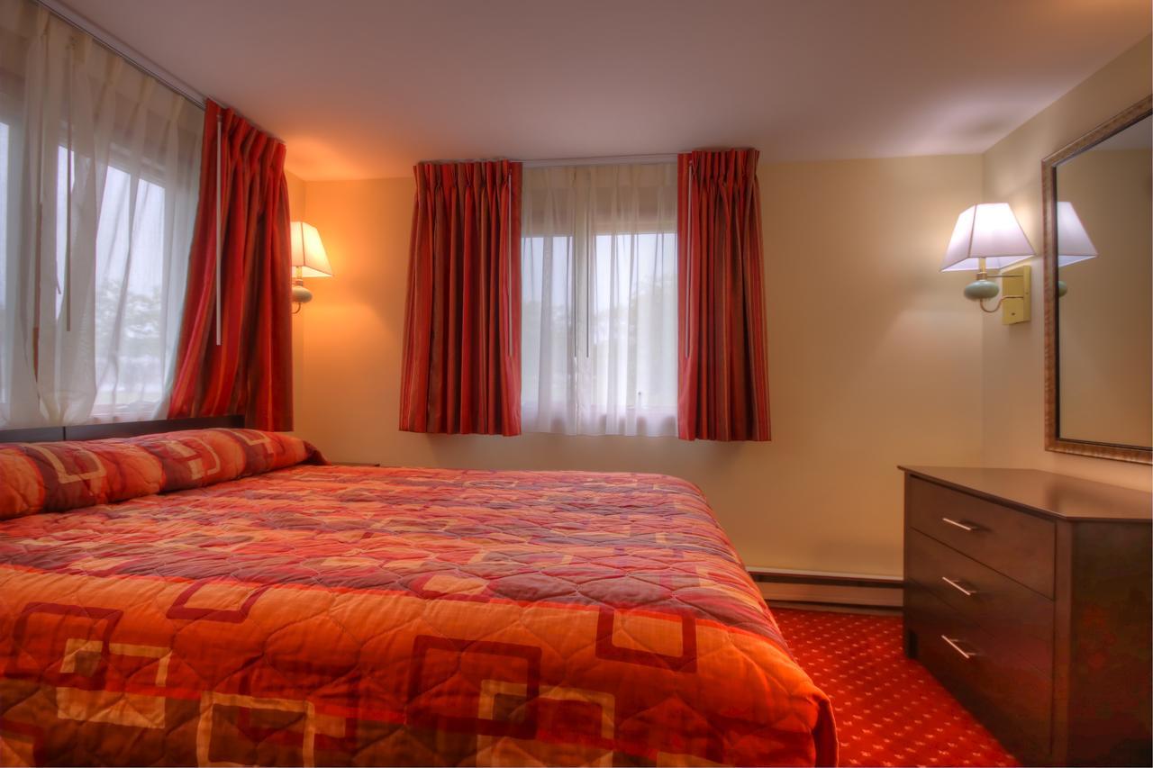 Tides Motel 2*